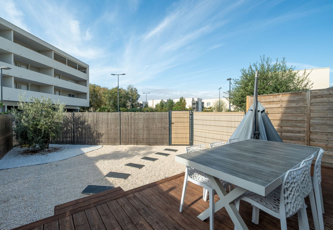 Villa in Sérignan - Bright villa 7 ppl, terrace, close to the sea