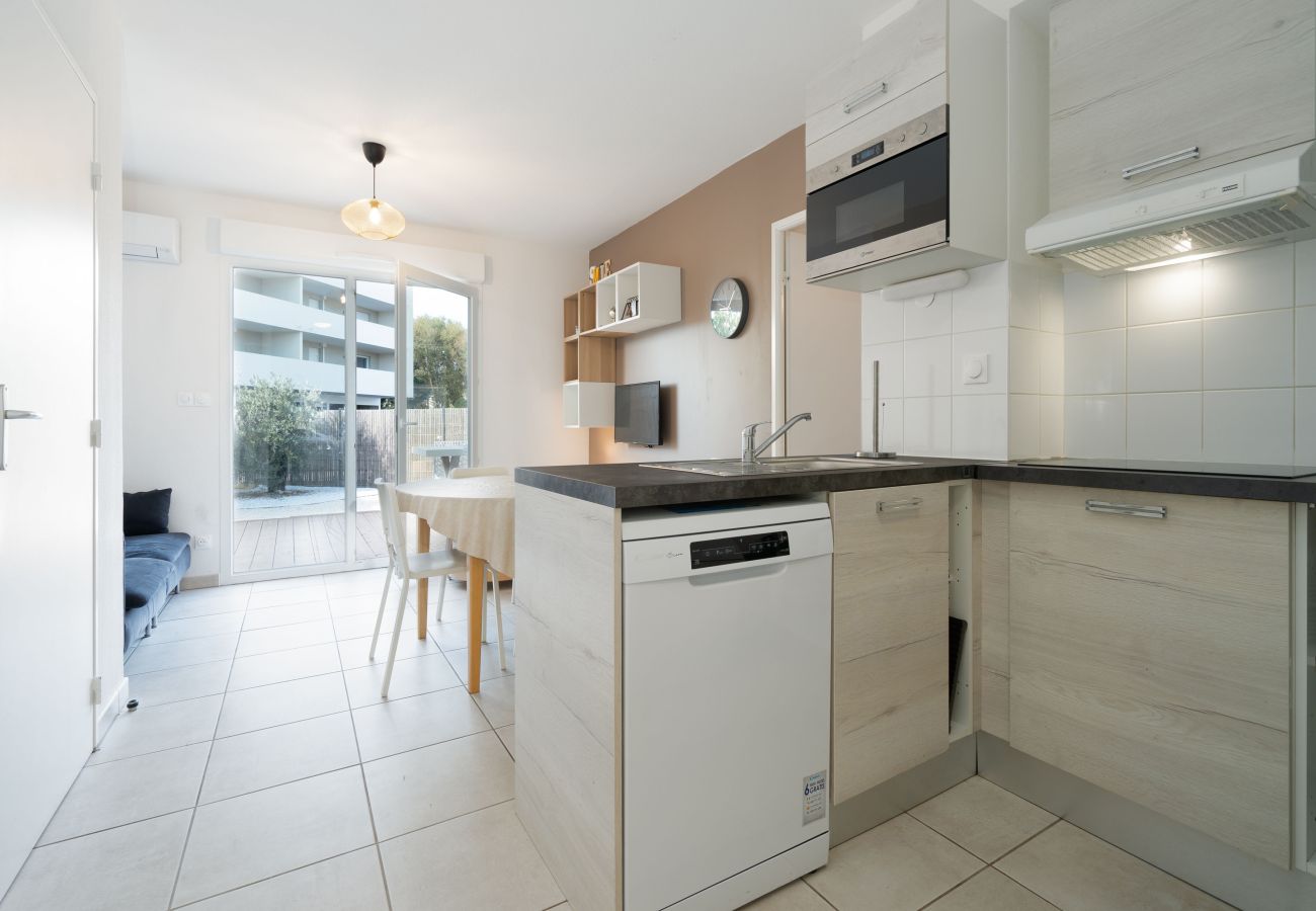Villa in Sérignan - Bright villa 7 ppl, terrace, close to the sea