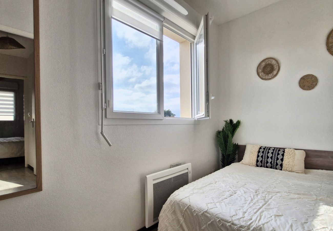 Villa in Sérignan - Pretty house with garden near the beach sleeps 6