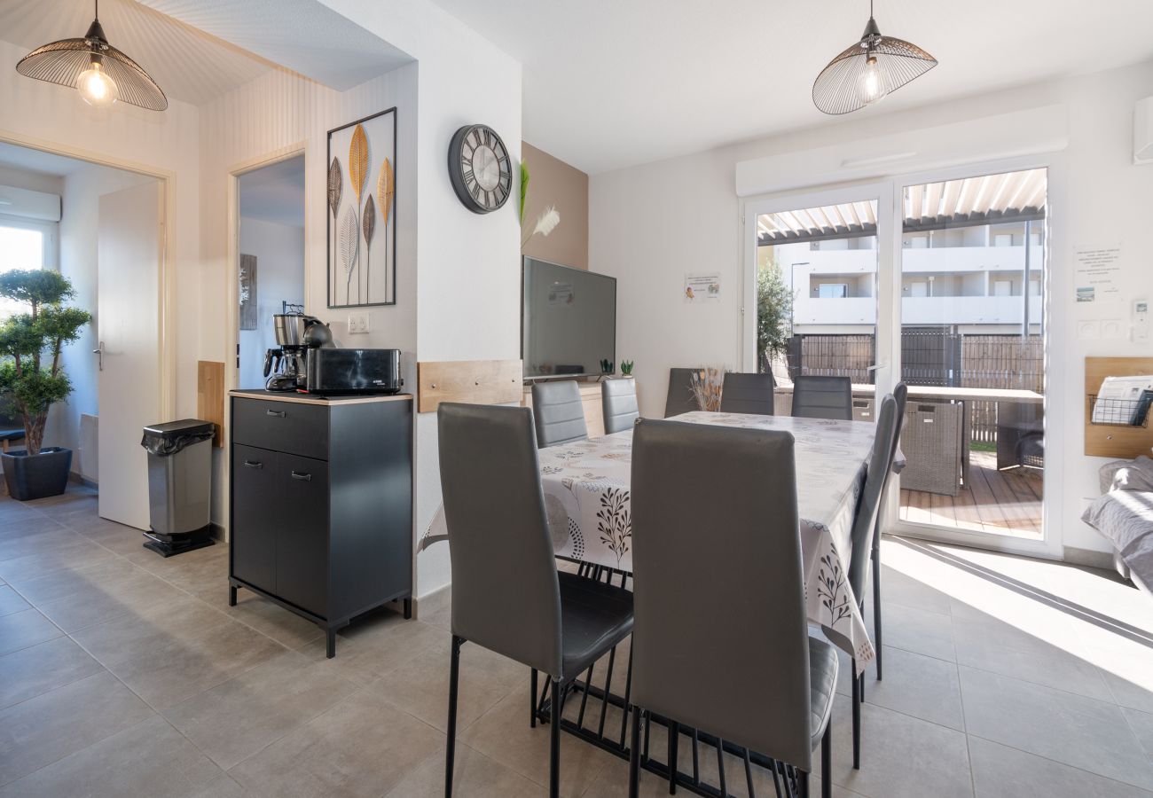 Villa in Sérignan - Bright villa 8 ppl, garden, close to the sea