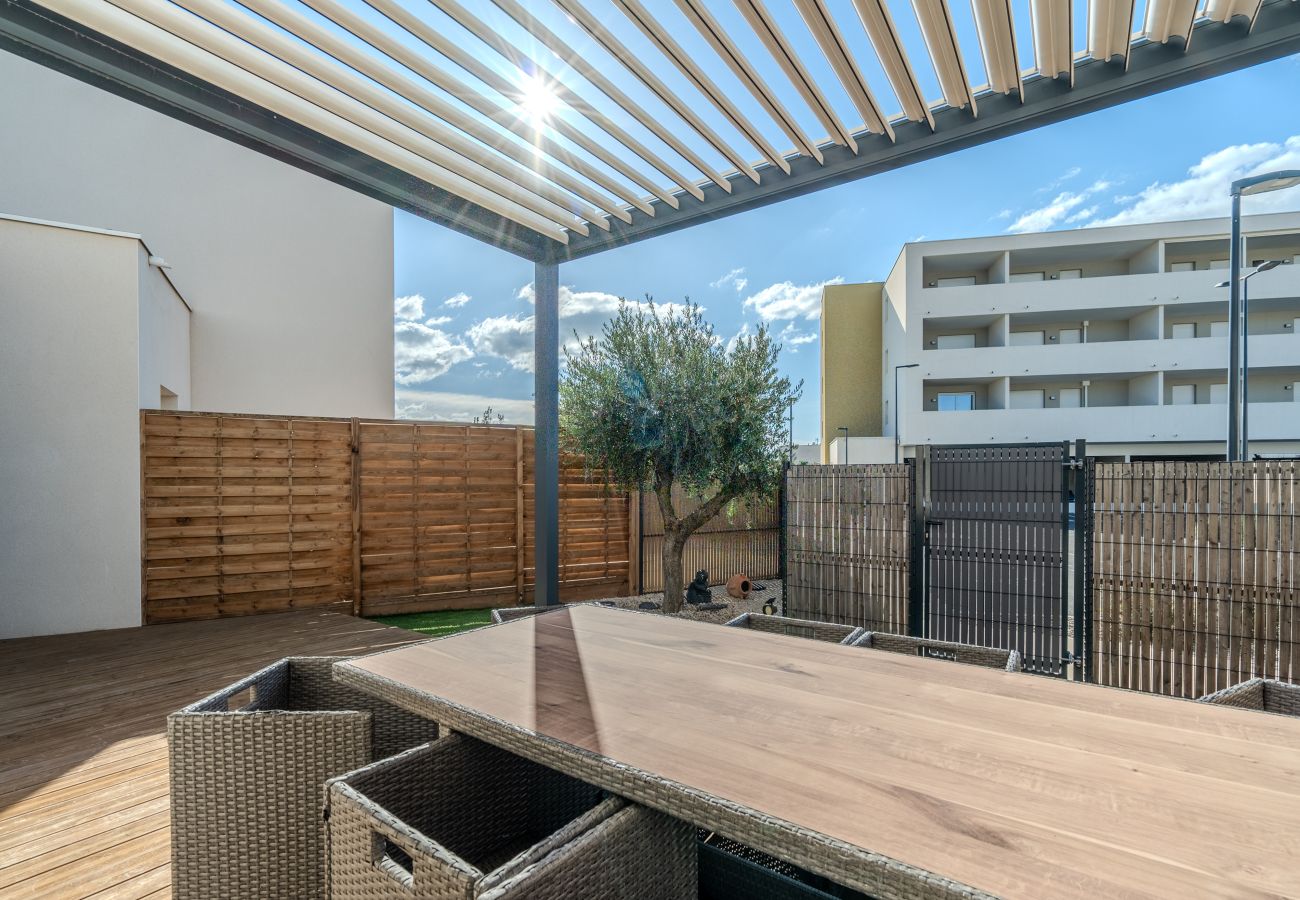 Villa in Sérignan - Bright villa 8 ppl, garden, close to the sea
