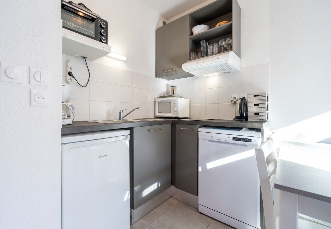 Villa in Sérignan - Bright villa 4 ppl, garden, close to the sea