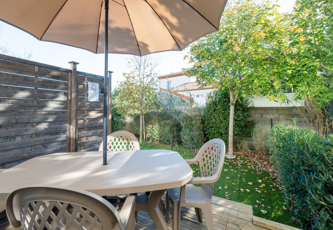 Villa in Sérignan - Bright villa 4 ppl, garden, close to the sea
