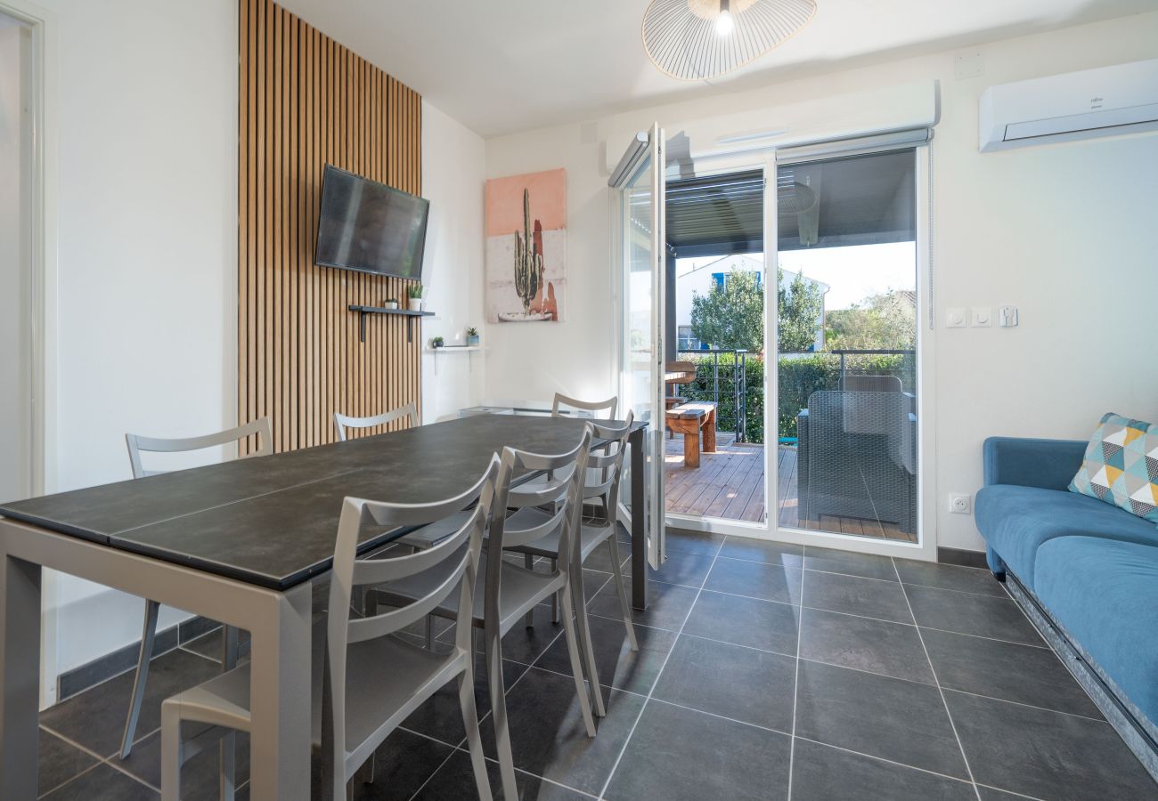 Villa in Sérignan - Magnificent villa with garden for 9 people