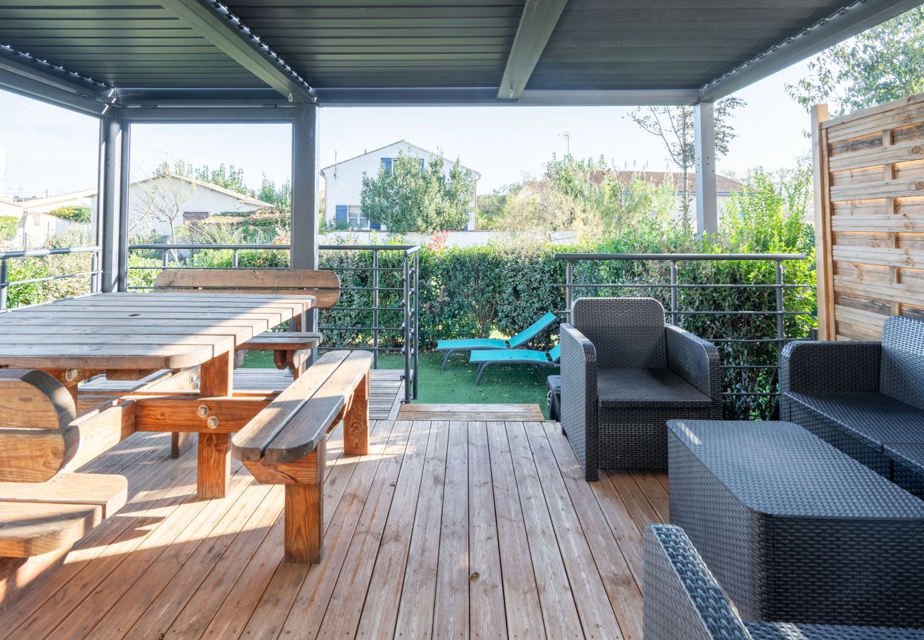 Villa in Sérignan - Magnificent villa with garden for 9 people