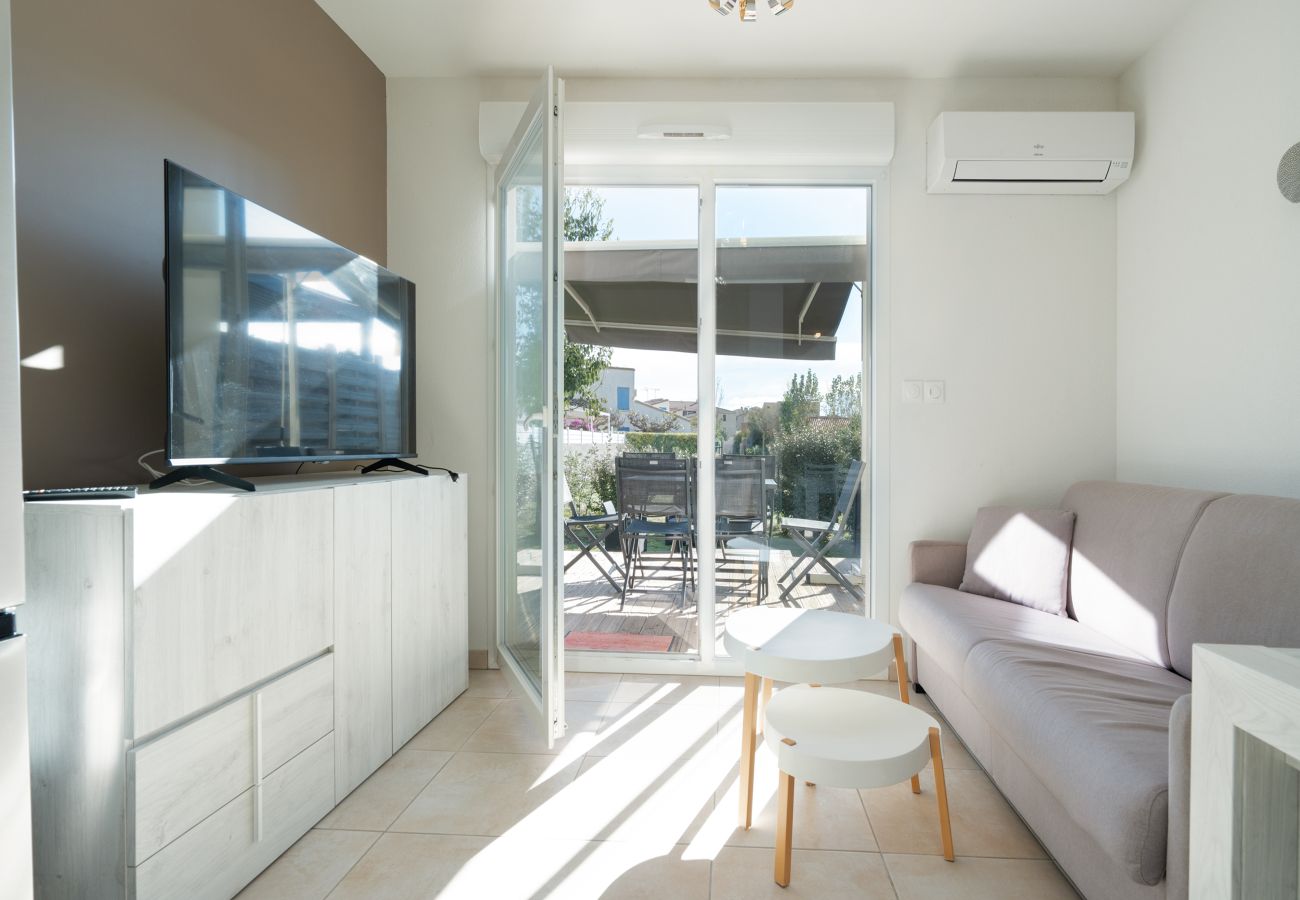 Villa in Sérignan - Bright villa 4 ppl, garden, close to the sea