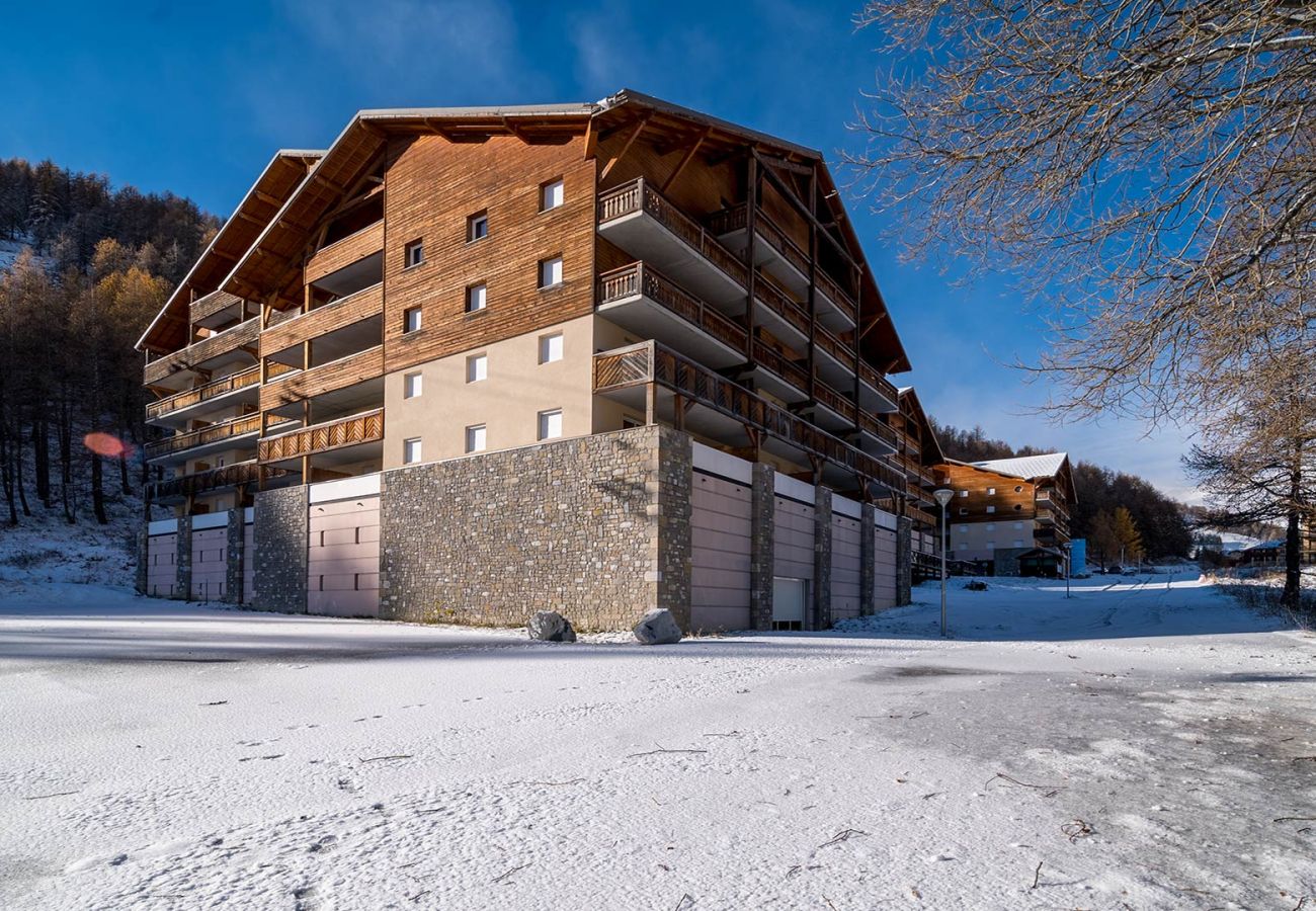 Apartment in Allos - Nice appt for 5 pers ski-in ski-out