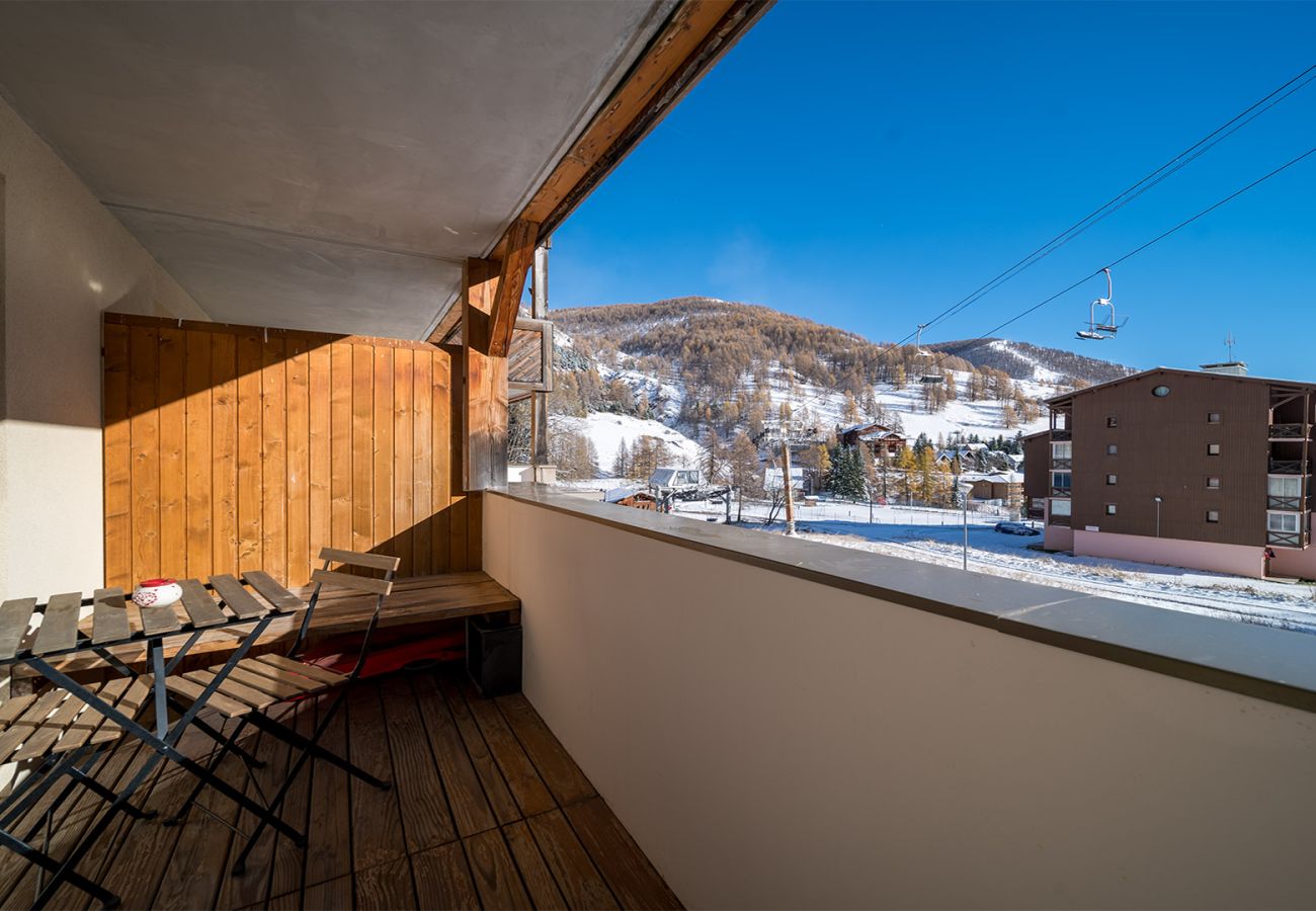 Apartment in Allos - Nice appt for 5 pers ski-in ski-out