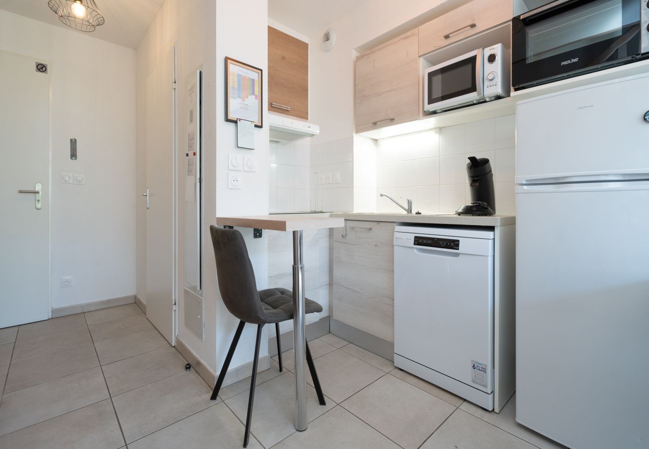 Villa in Sérignan - Bright villa 6 ppl, garden, close to the sea