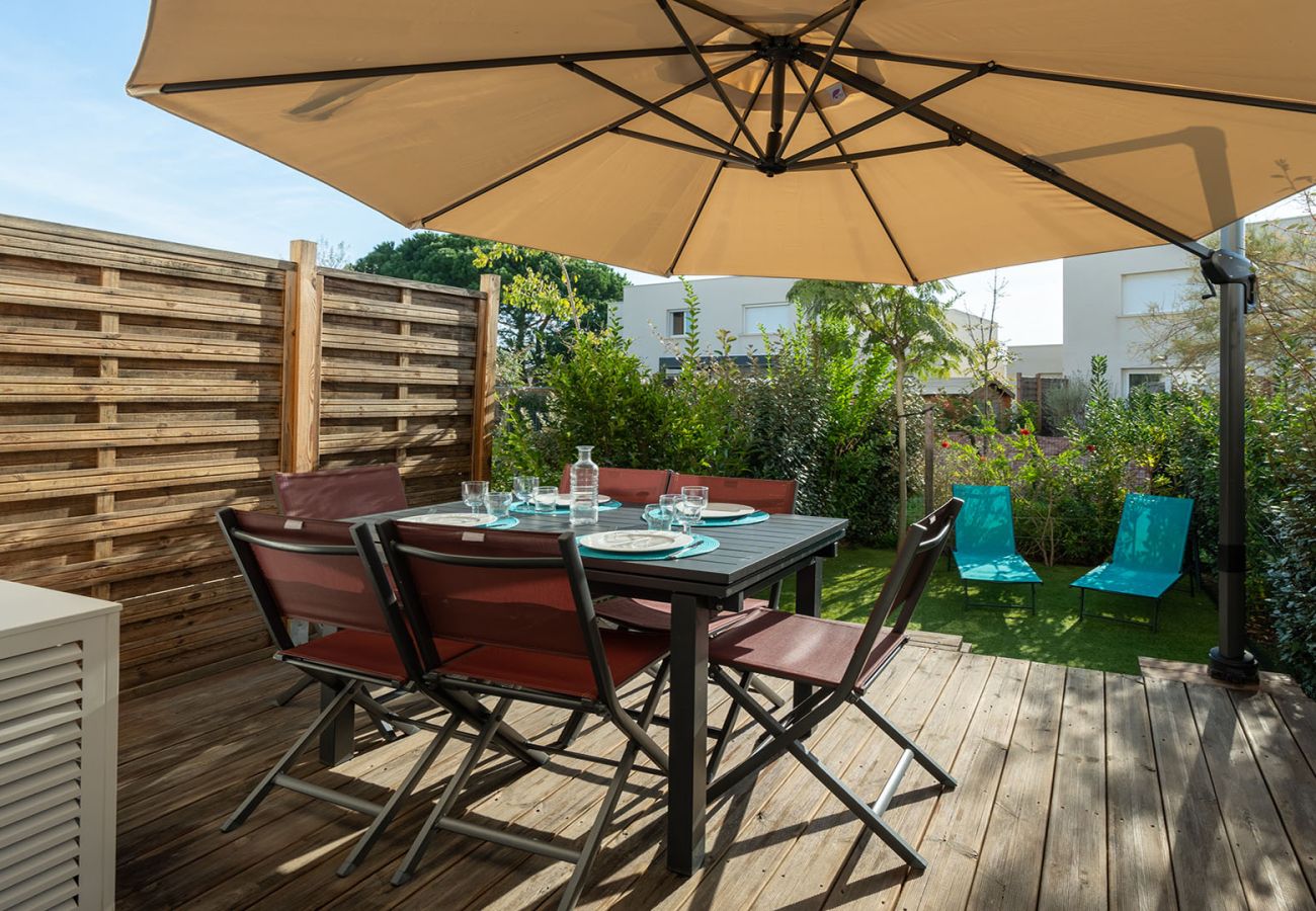 Villa in Sérignan - Air-conditioned villa for 6 pers with garden and swimming pool
