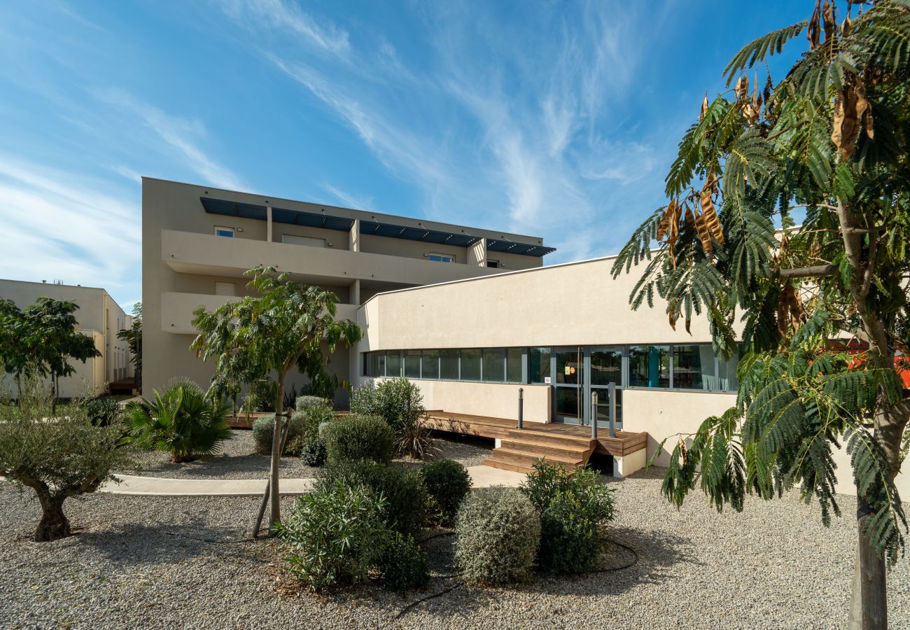 Villa in Sérignan - Air-conditioned villa for 6 pers with garden and swimming pool