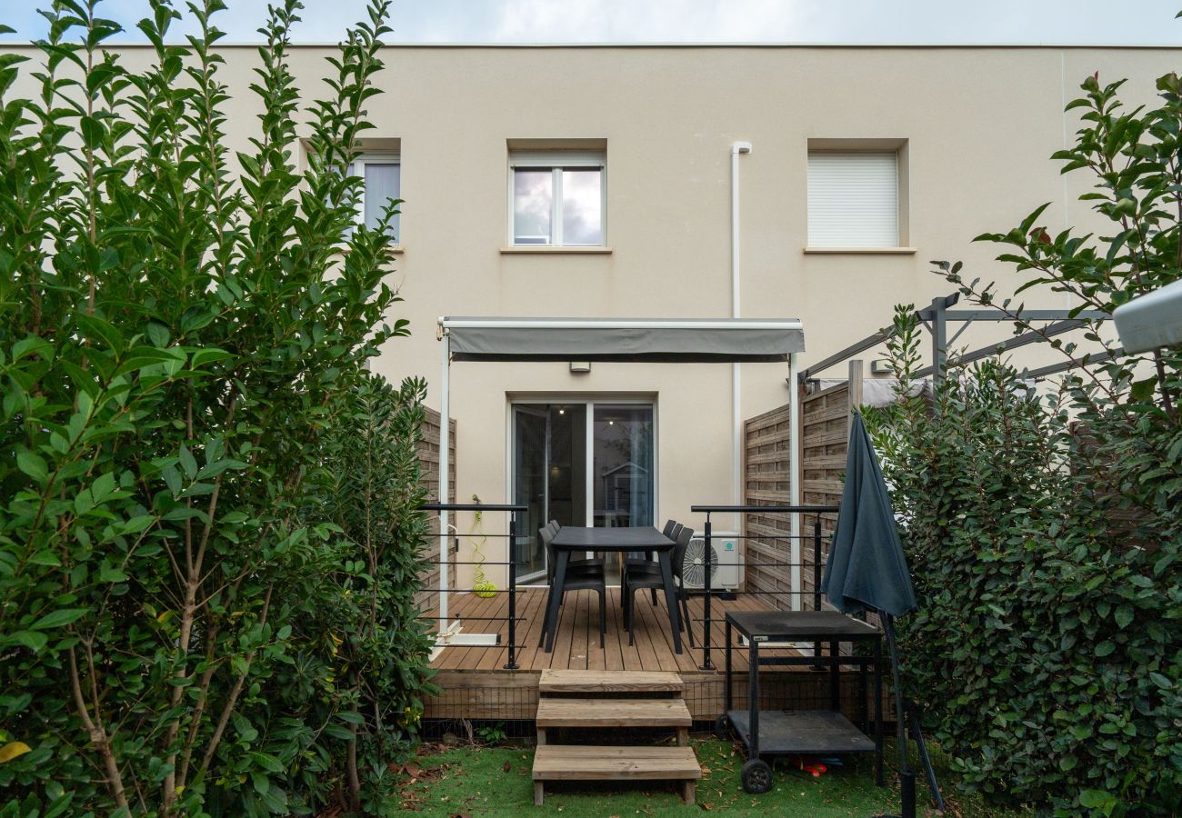 Villa in Sérignan - Bright villa 6 ppl, garden, close to the sea