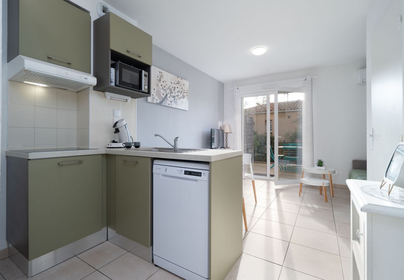 Villa in Sérignan - Bright villa 6 ppl, garden, close to the sea