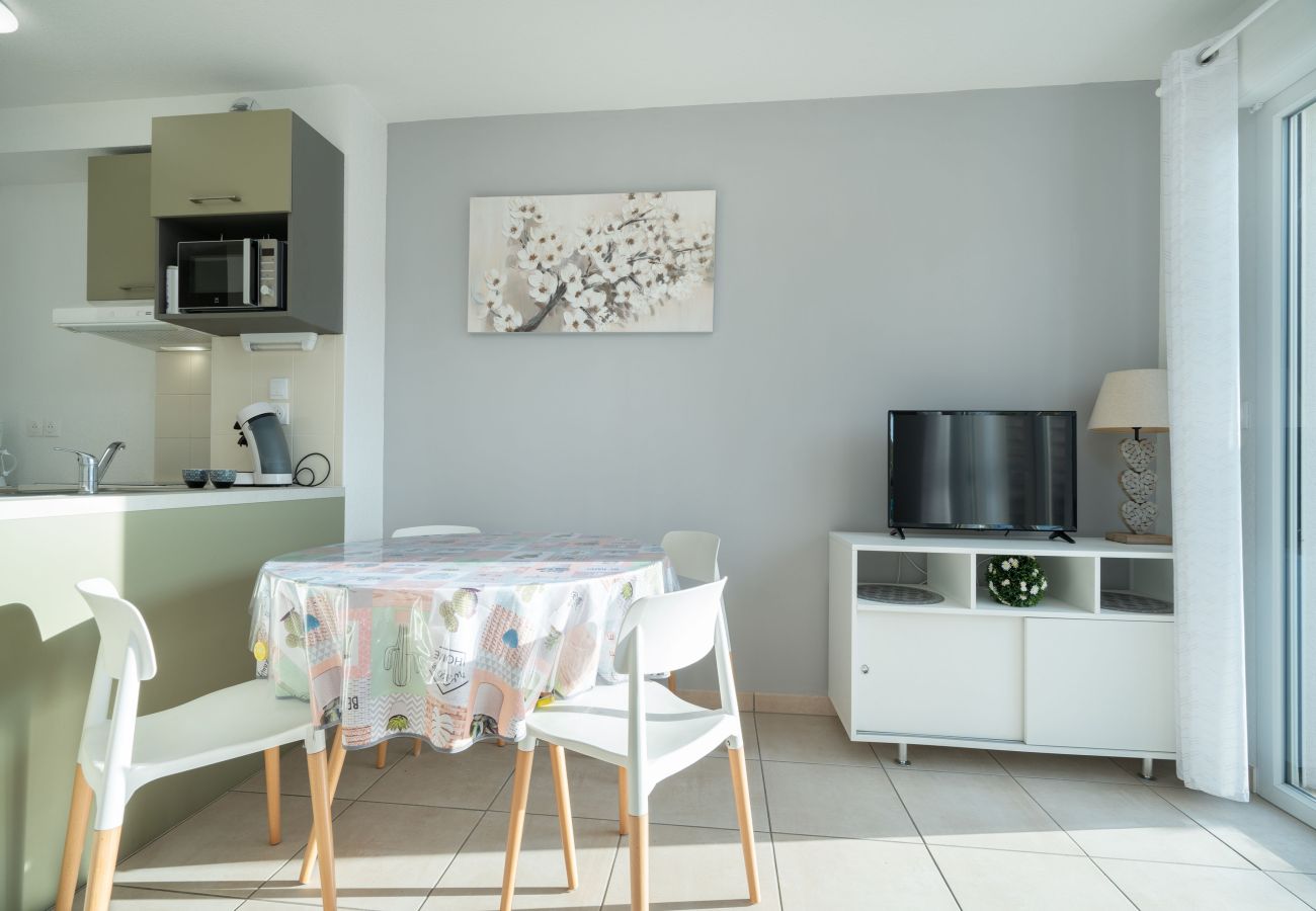 Villa in Sérignan - Bright villa 6 ppl, garden, close to the sea