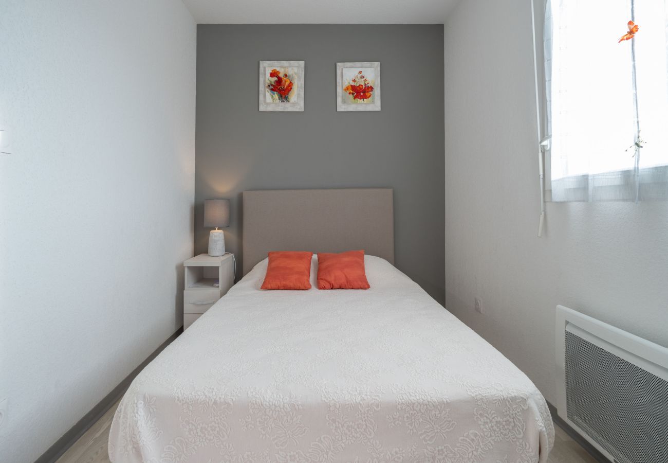 Villa in Sérignan - Bright villa 6 ppl, garden, close to the sea
