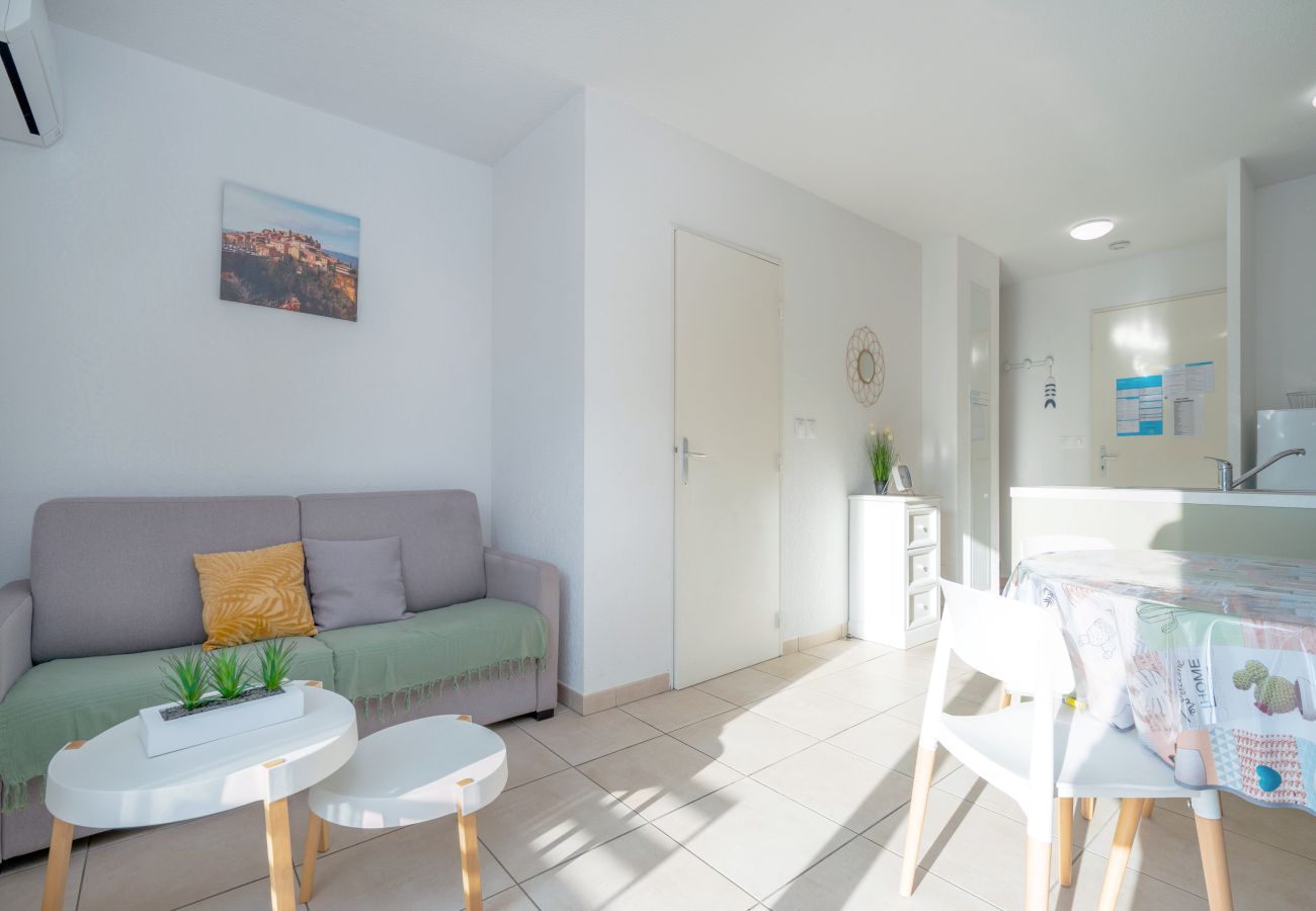 Villa in Sérignan - Bright villa 6 ppl, garden, close to the sea