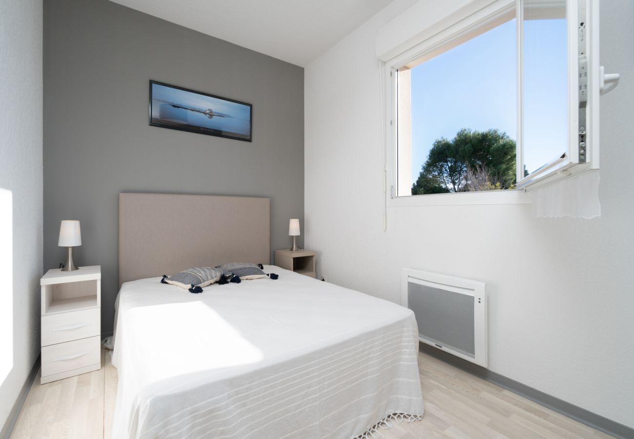 Villa in Sérignan - Villa 6 pers with garden in residence with swimming pool