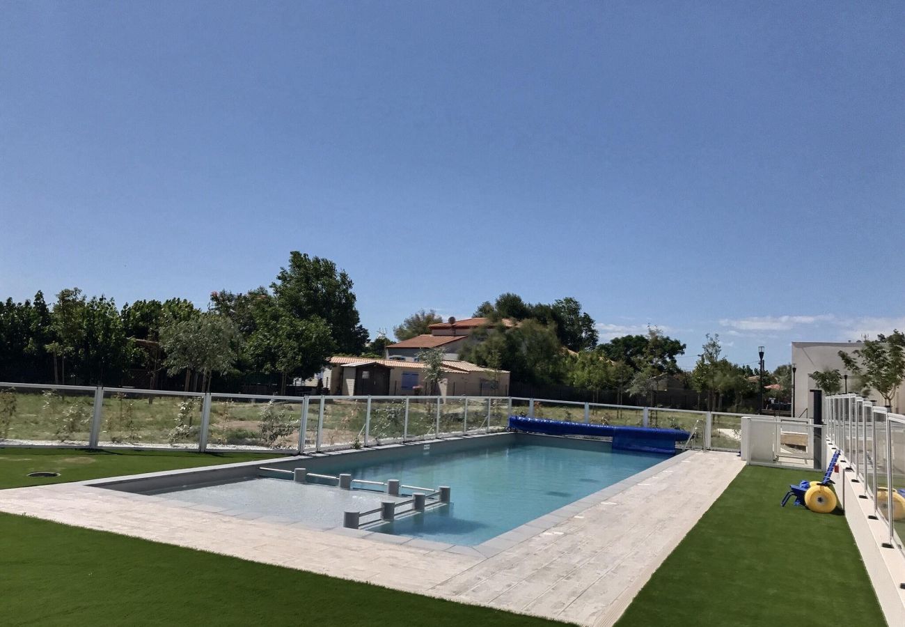 Villa in Sérignan - Villa 6 pers with garden in residence with swimming pool