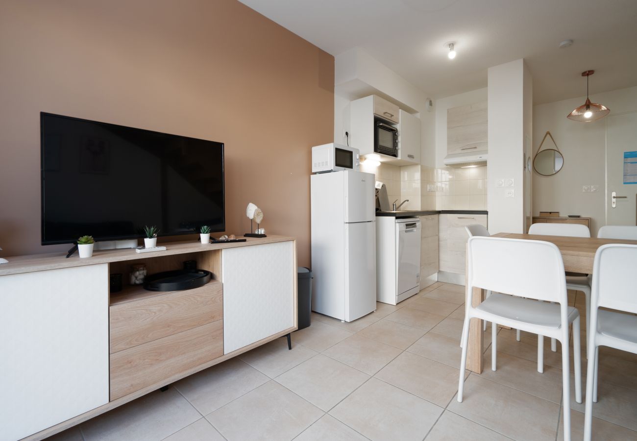 Villa in Sérignan - Bright villa 6 ppl, garden, close to the sea
