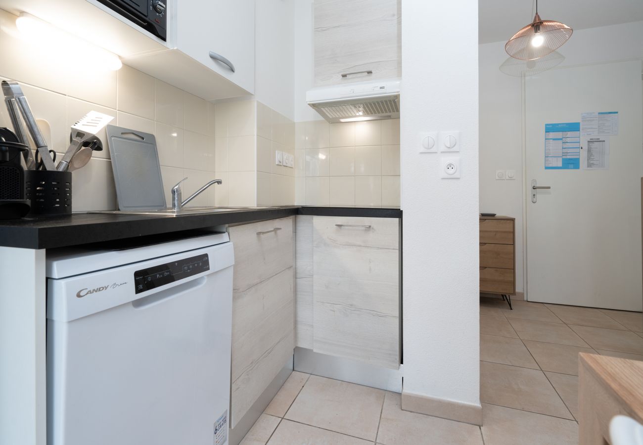 Villa in Sérignan - Bright villa 6 ppl, garden, close to the sea