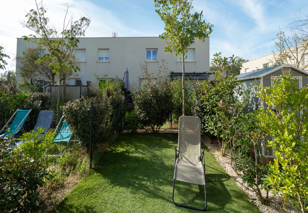 Villa in Sérignan - Villa 6 pers with garden