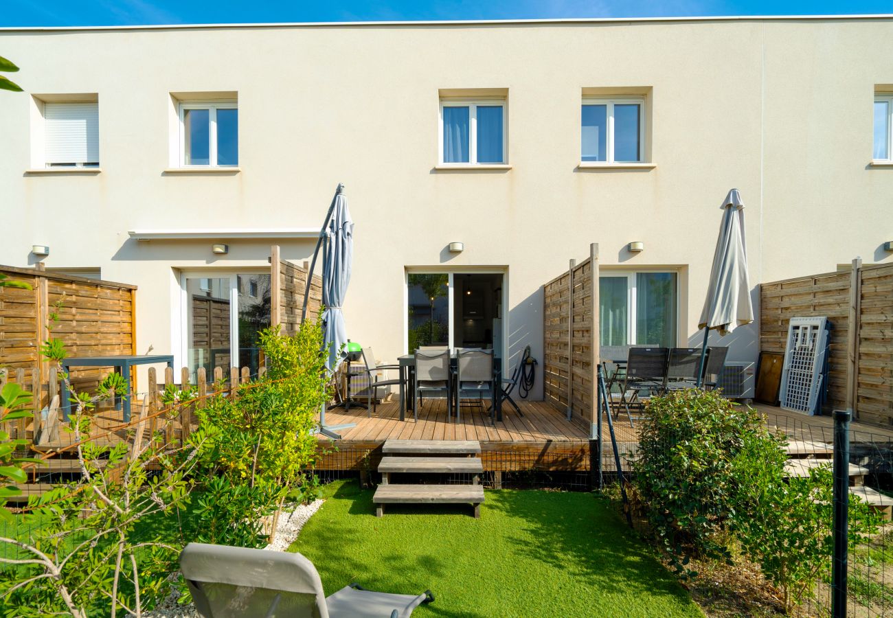 Villa in Sérignan - Villa 6 pers with garden