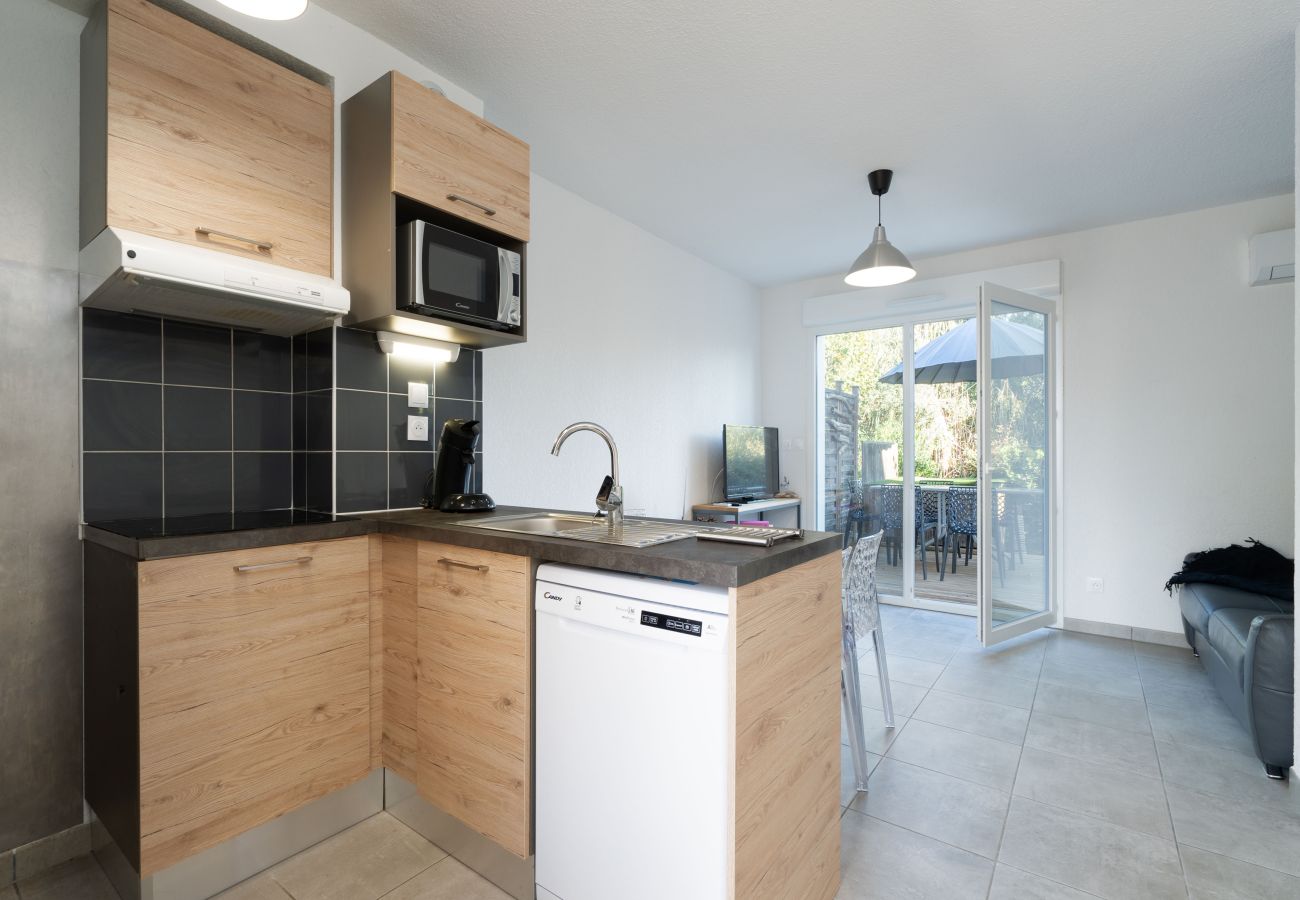 Villa in Sérignan - Nice Villa with garden for 4 pers near the beach