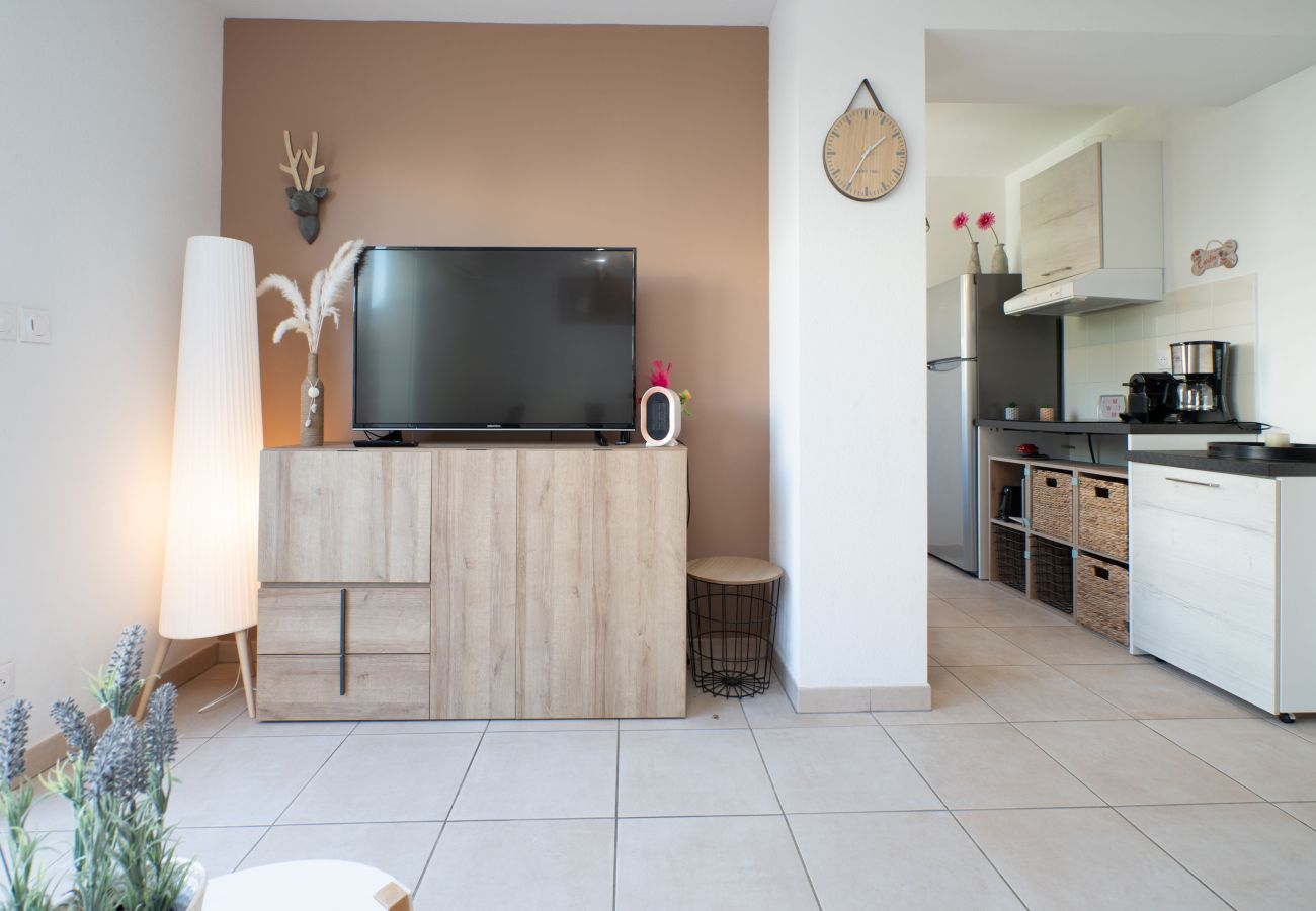 Villa in Sérignan - Bright villa 6 ppl, garden, close to the sea
