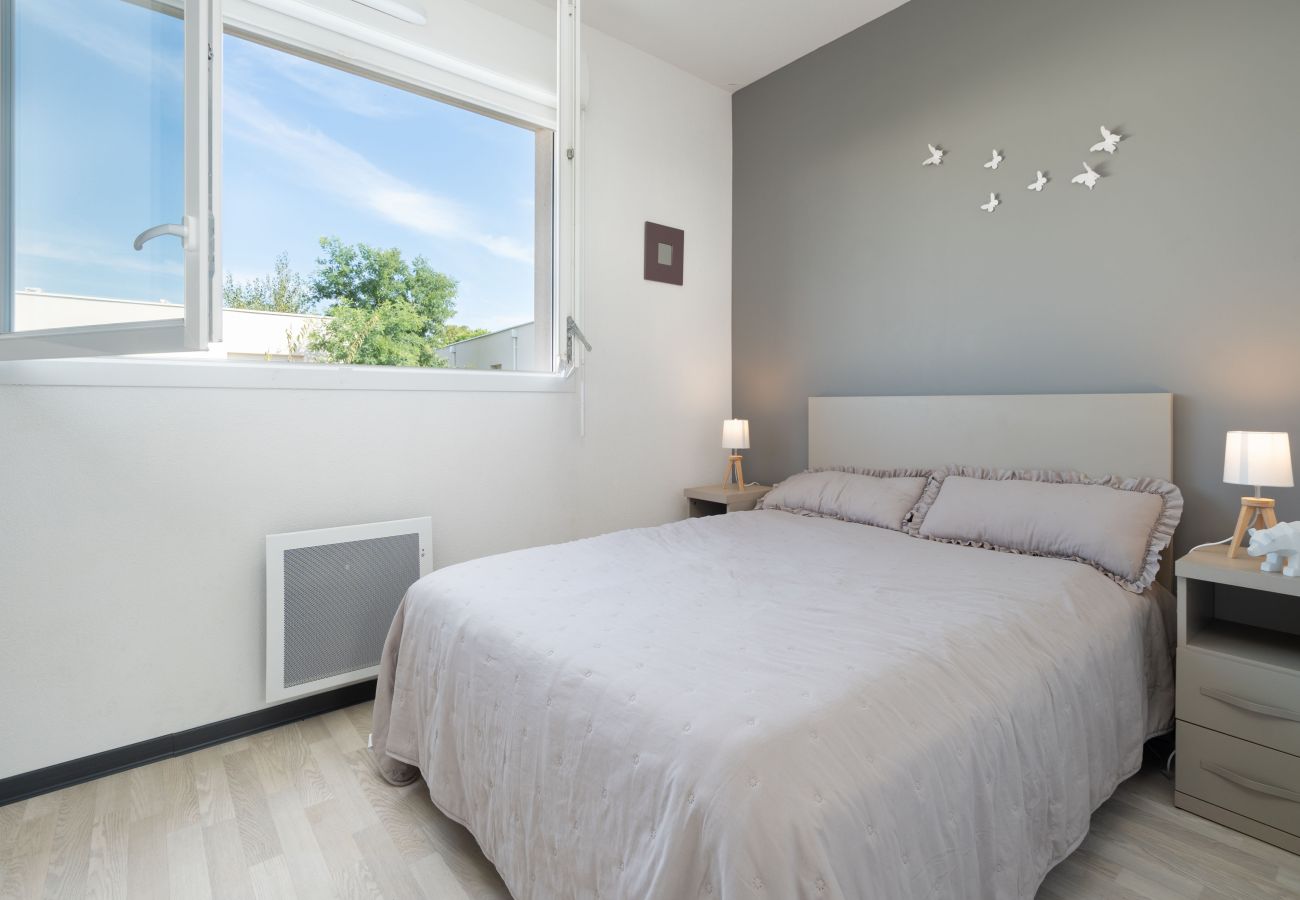 Villa in Sérignan - Bright villa 6 ppl, garden, close to the sea