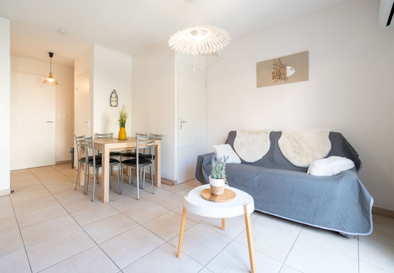 Villa in Sérignan - Bright villa 6 ppl, garden, close to the sea