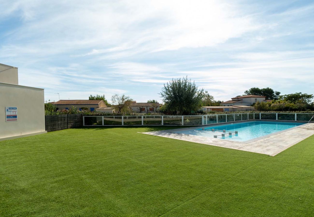 Villa in Sérignan - Villa with garden near the beach for 7 pers
