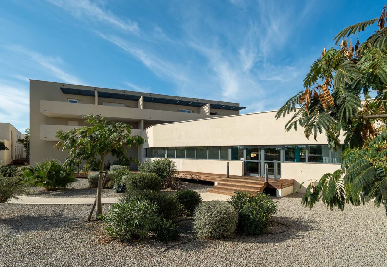 Villa in Sérignan - Villa with garden near the beach for 7 pers