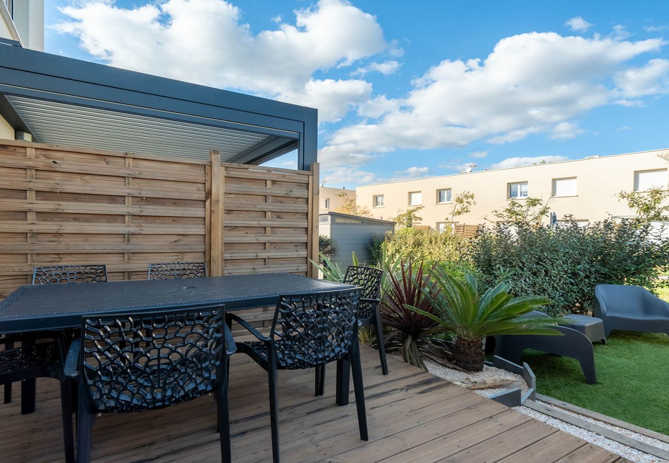 Villa in Sérignan - Villa 4 pers with garden in residence with swimming pool