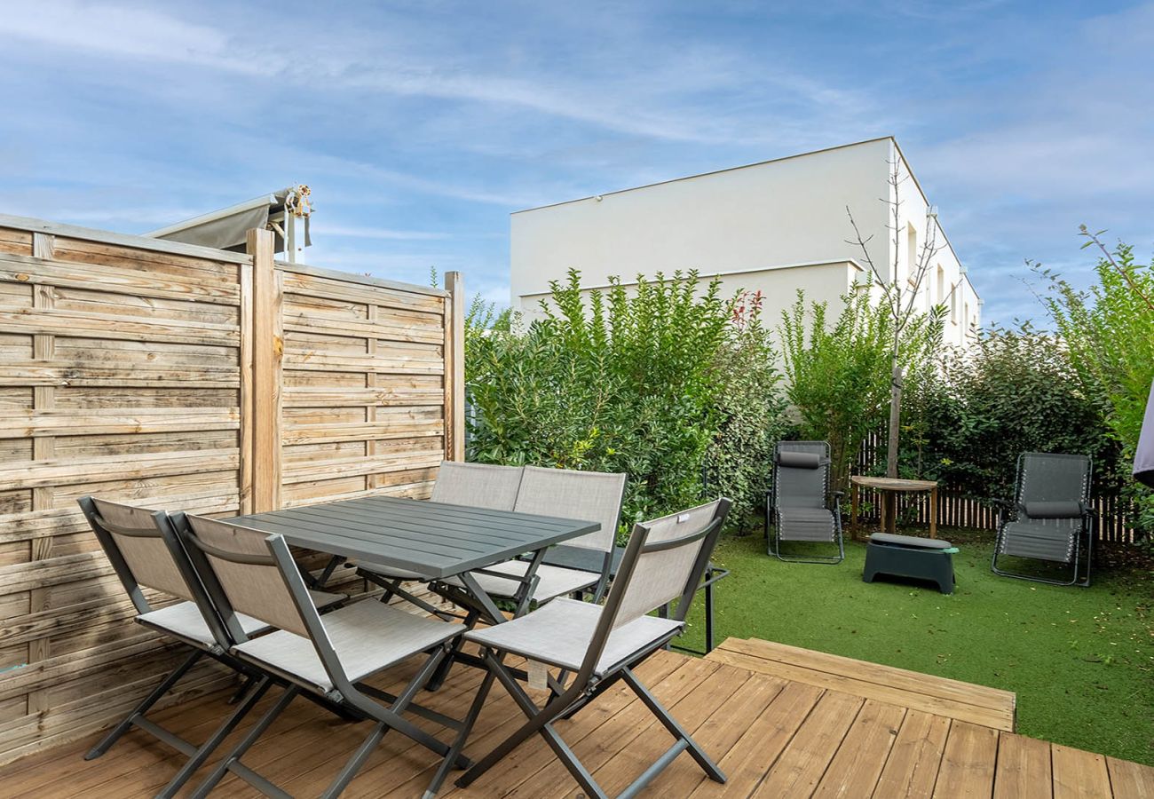 Villa in Sérignan - Villa 6 pers with garden in residence with swimming pool