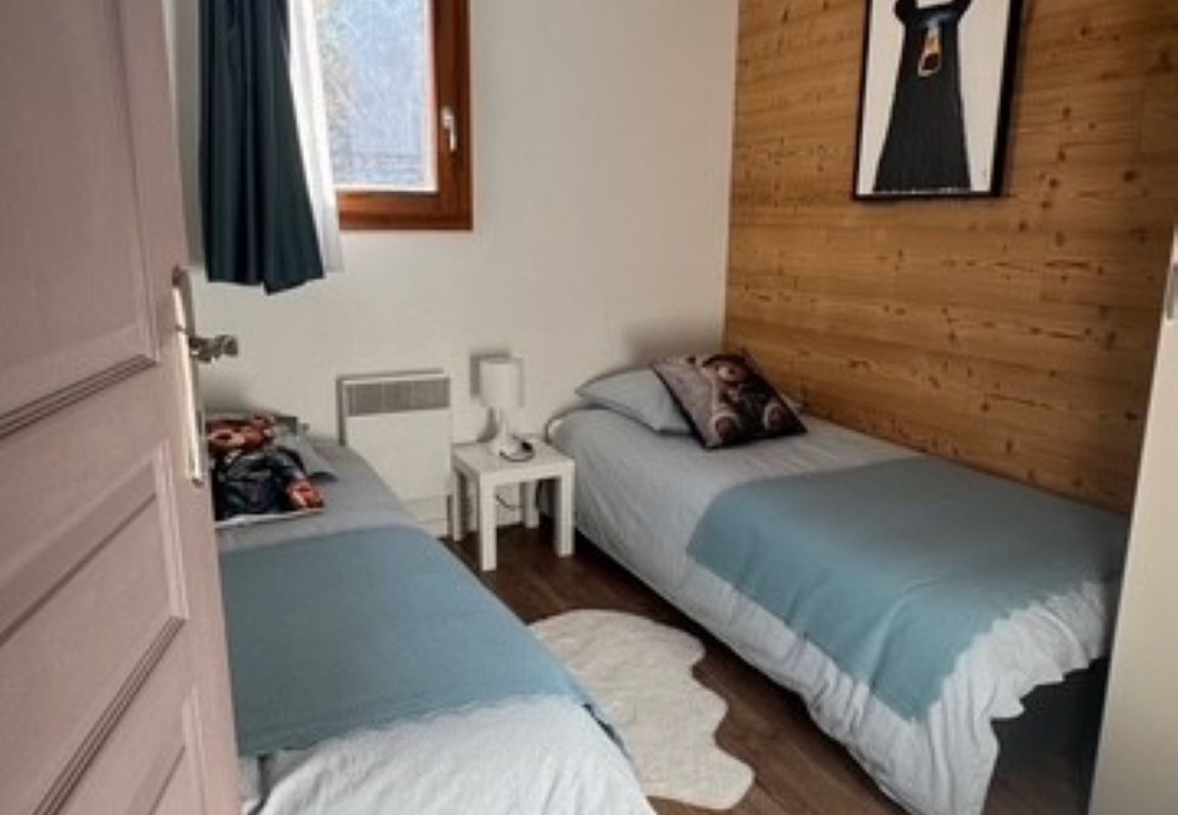 Apartment in Les Deux Alpes - Nice Apt 6 pers near the slopes