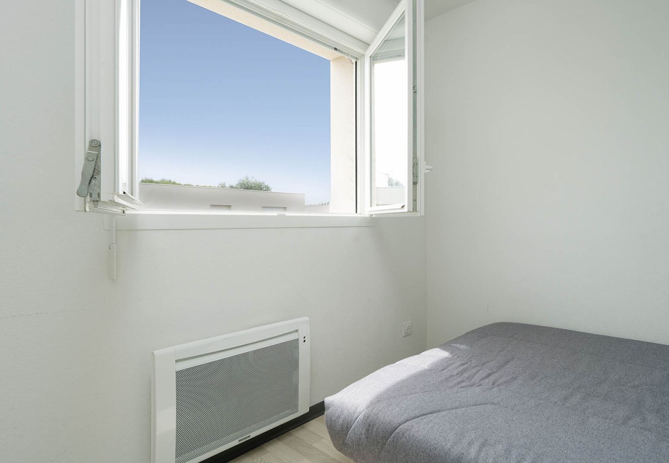 Villa in Sérignan - Villa 4 pers with garden in residence with pool