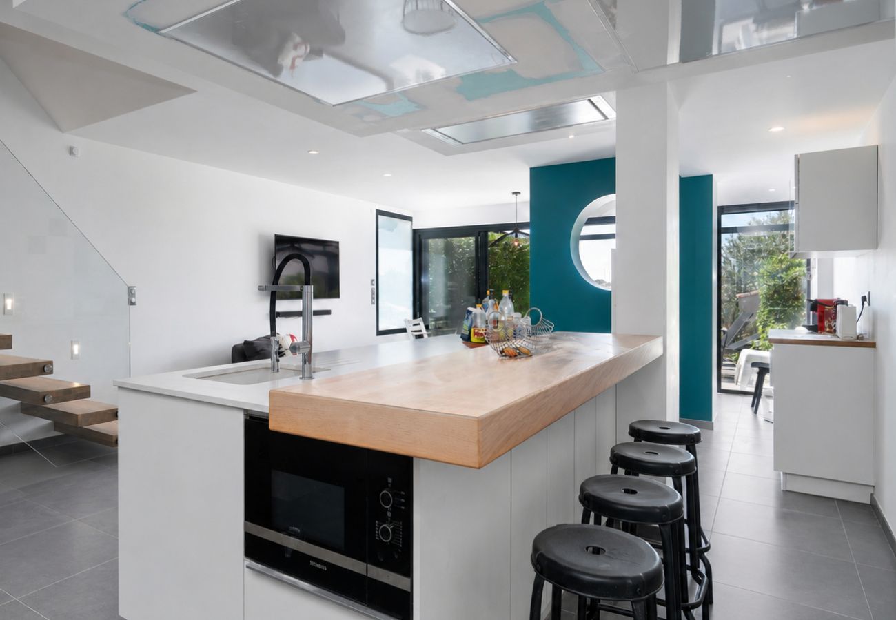 Villa in Le Grau-du-Roi - Air-conditioned south-facing villa for 8 people in the heart of La Marina