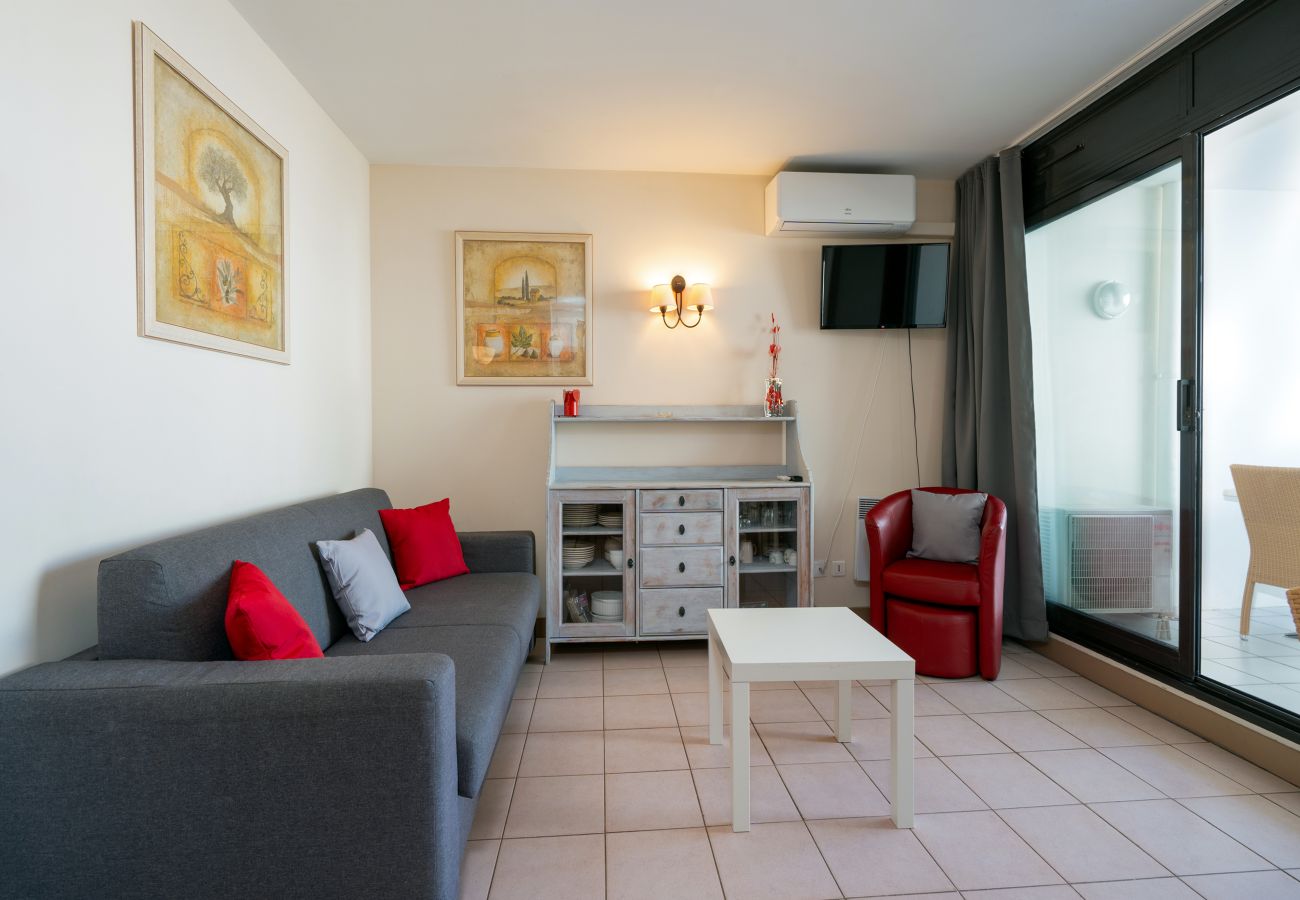 Apartment in Agde - Air-conditioned apt 4 pers sea view