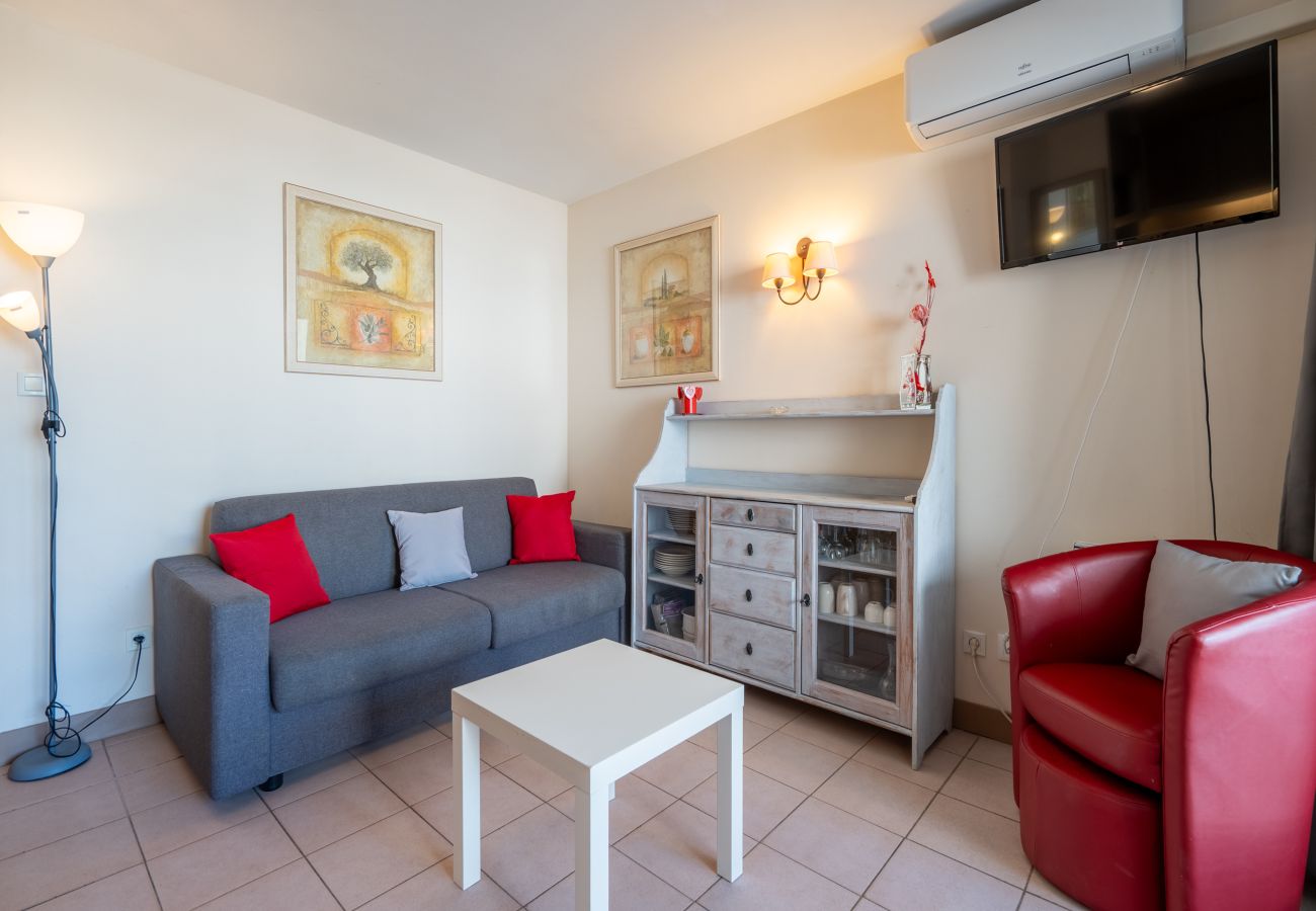 Apartment in Agde - Air-conditioned apt 4 pers sea view