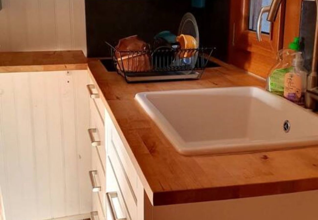 Chalet in Chamrousse - Unusual chalet, 2 ppl, terrace with mountain view.