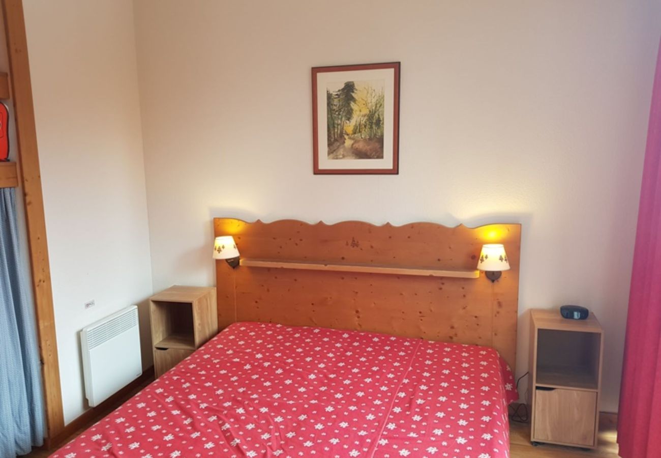 Apartment in Chamrousse - Lovely 5-pers ground floor apt with terrace