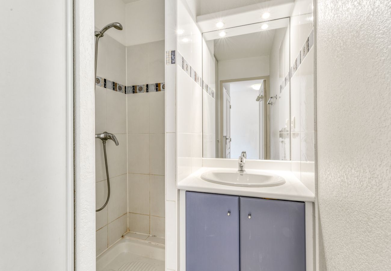 Apartment in Sérignan - Apartment for 4 ppl, sea view, terrace