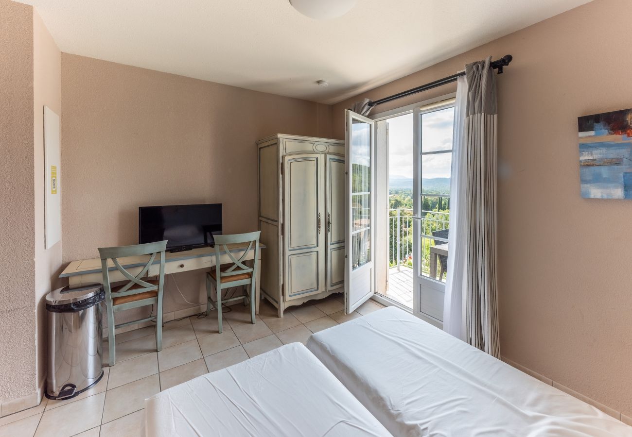 Studio in Callian - Nice Studio 2 Pers pool view