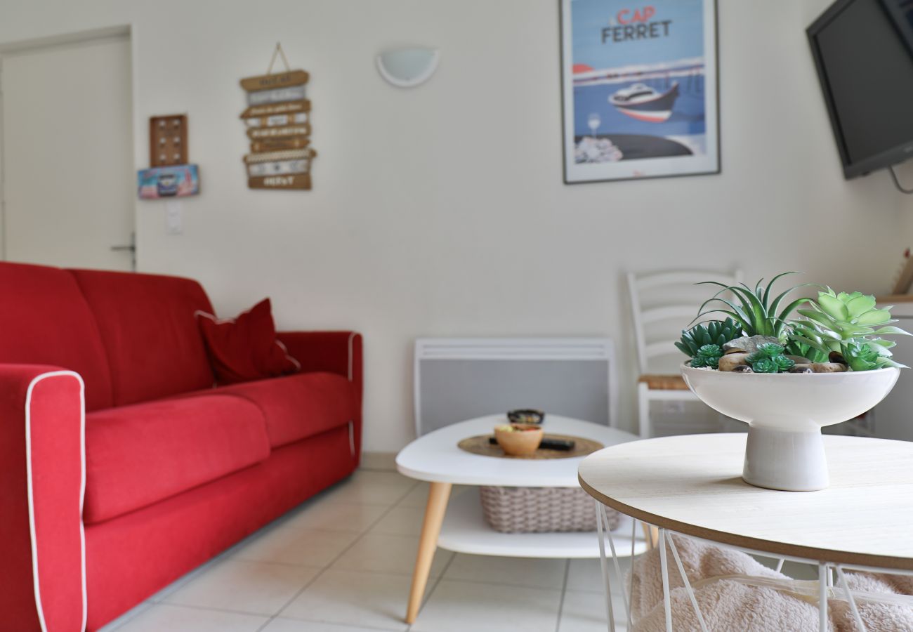 Villa in Parentis-en-Born - Lovely bright villa for 8 people