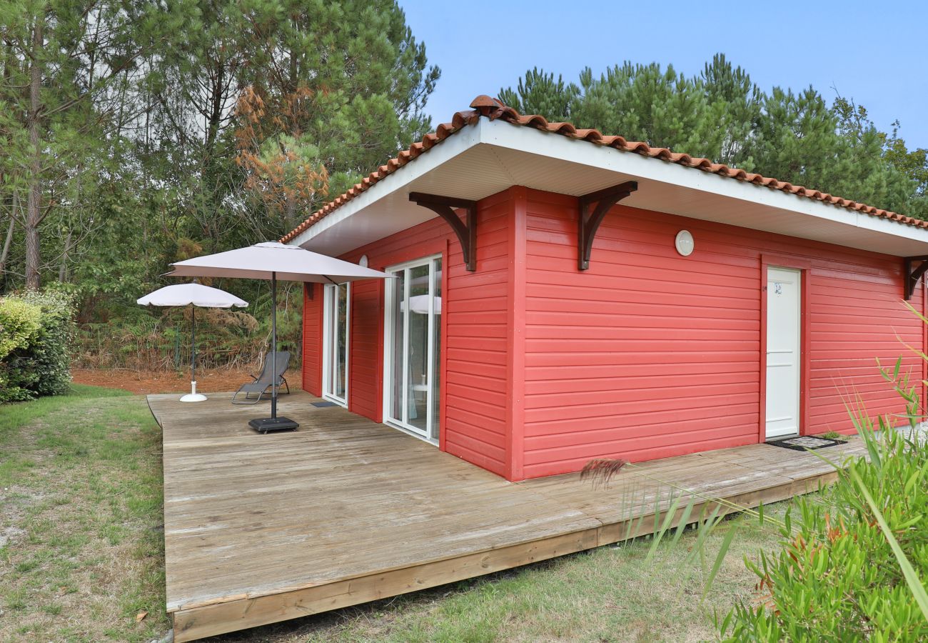 Villa in Parentis-en-Born - Lovely bright villa for 8 people