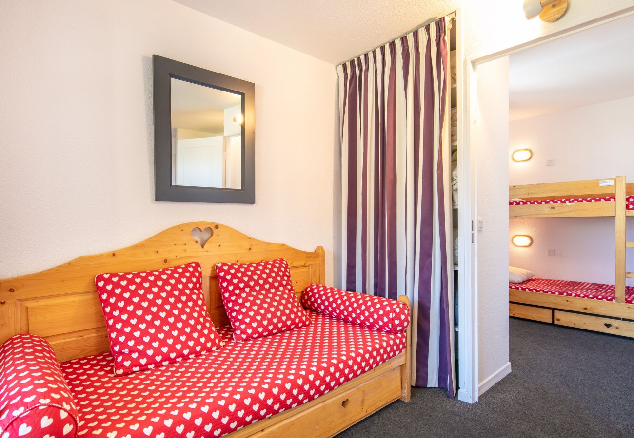 Apartment in Risoul - Nice apt or 5 pers slopes view