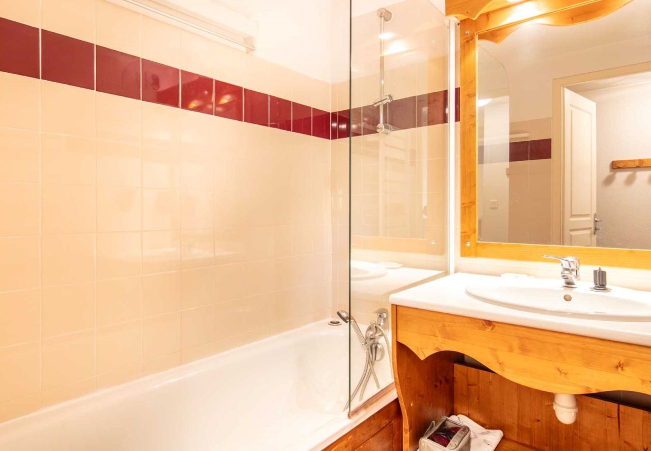 Studio in Chamrousse - Nice Apt for 5 pers near the slopes