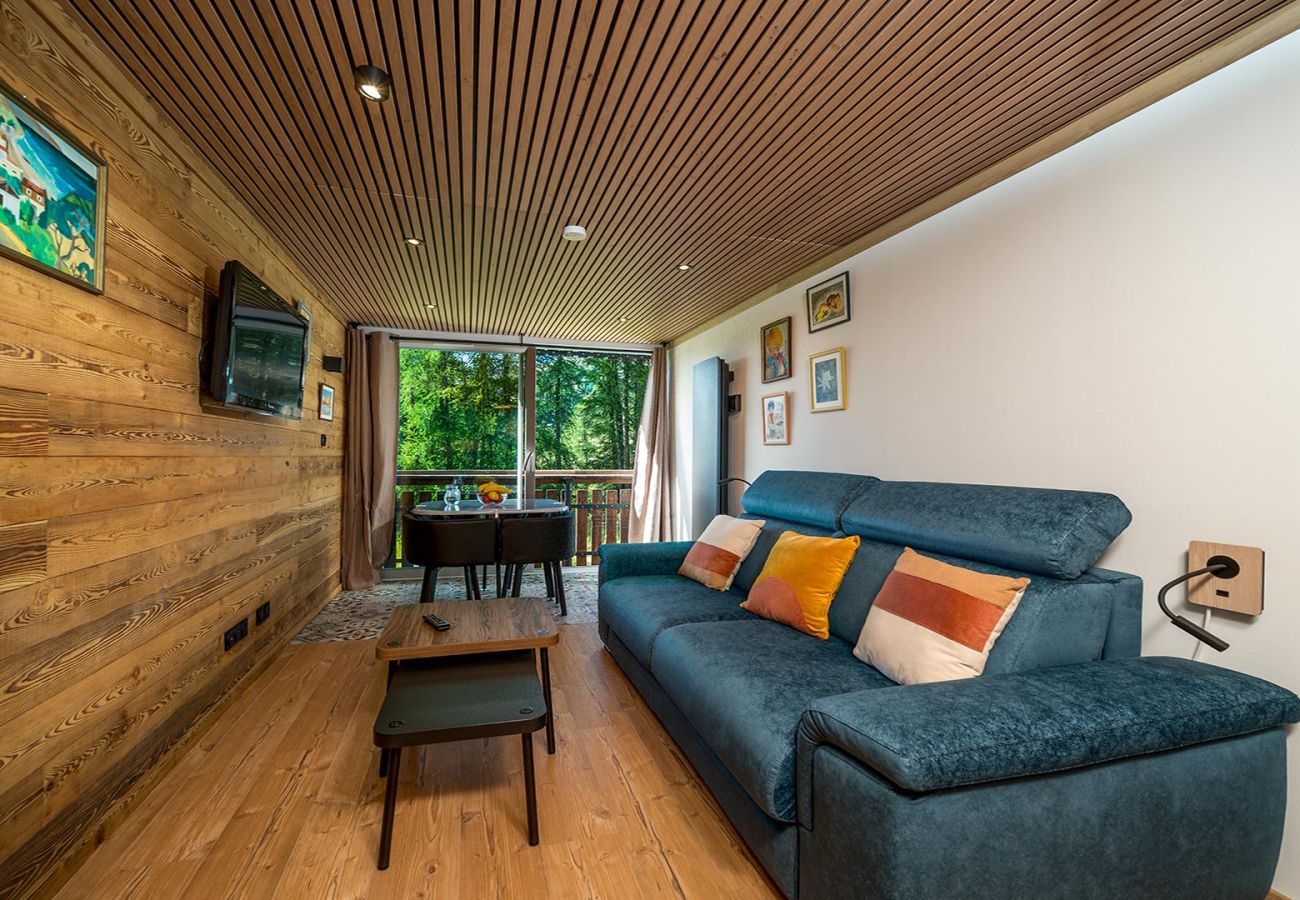 Studio in Allos - Beautifully renovated studio apartment, sleeps 4, mountain view