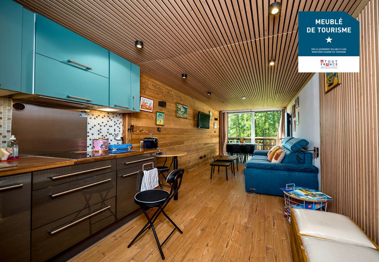 Studio in Allos - Beautifully renovated studio apartment, sleeps 4, mountain view