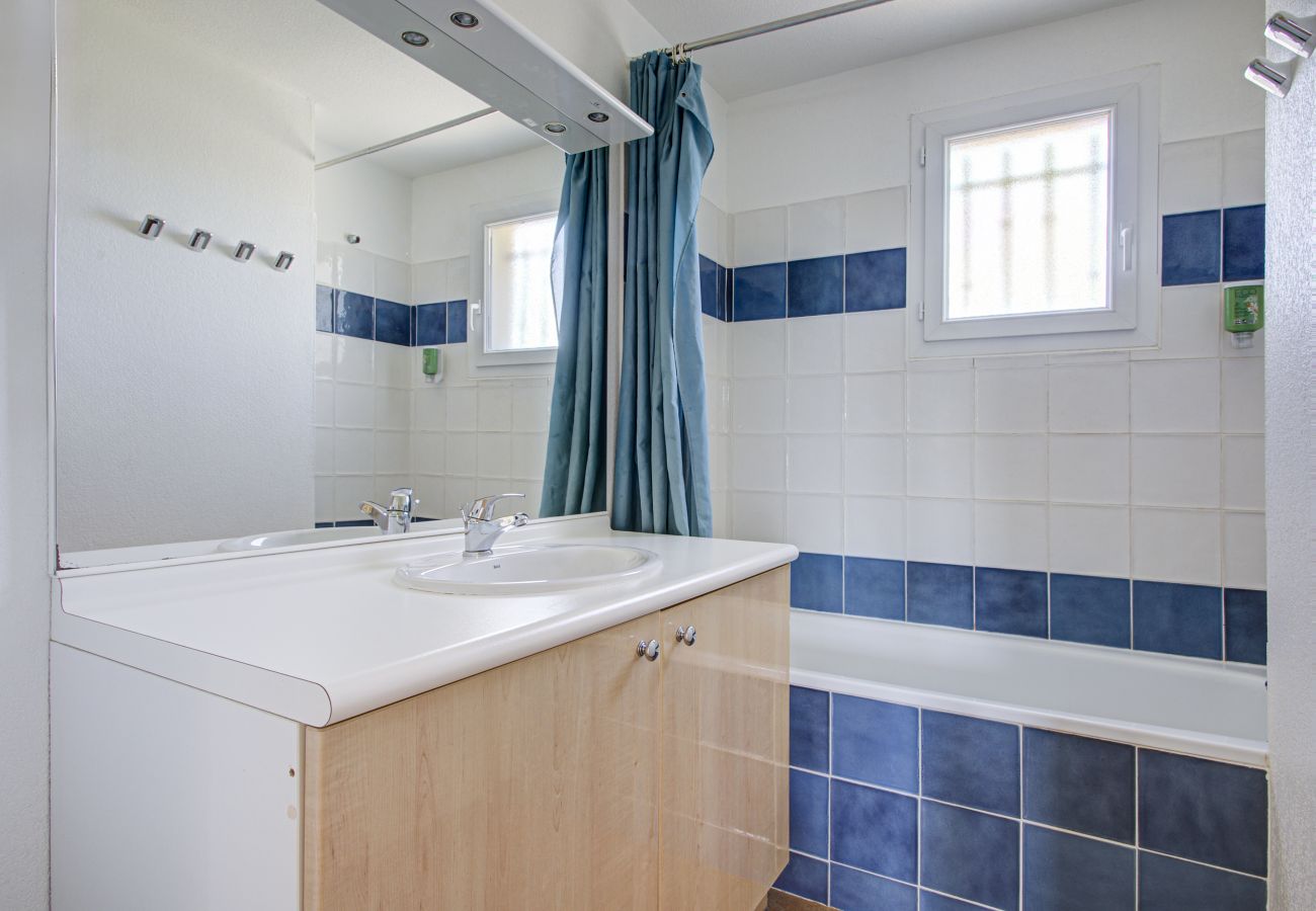 House in Homps - Nice Villa 8 pers with garden